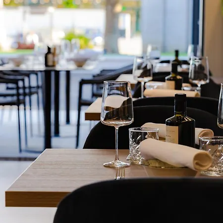 Hotel The One Boutique 4*